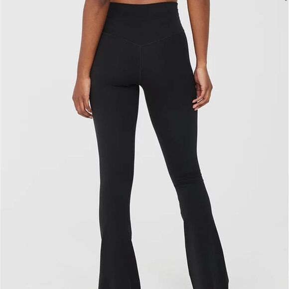 Aerie OFFLINE By Aerie Real Me Xtra Flare Legging Black Large NWT in pkg - Picture 4 of 7
